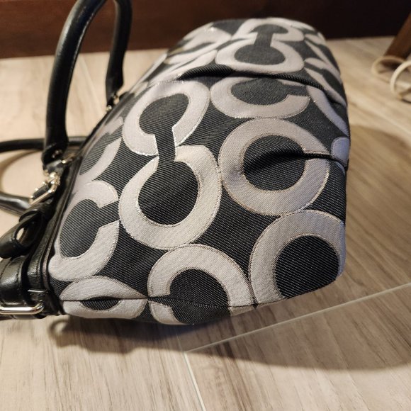 Euc Coach Madison Op Art Black 2way Shoulder Bag Or Handbag c - Picture 8 of 12